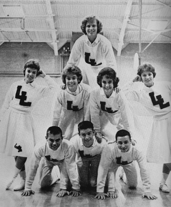 cheerleaders62-1